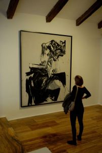 Cuadro Brigitte Bardot de Antonio Saura, en el Museo de Arte Abstracto Español, Cuenca.