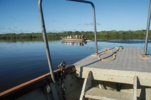 Las excursiones en lancha están incluidas durante la travesía del crucero Delfín II, Perú.