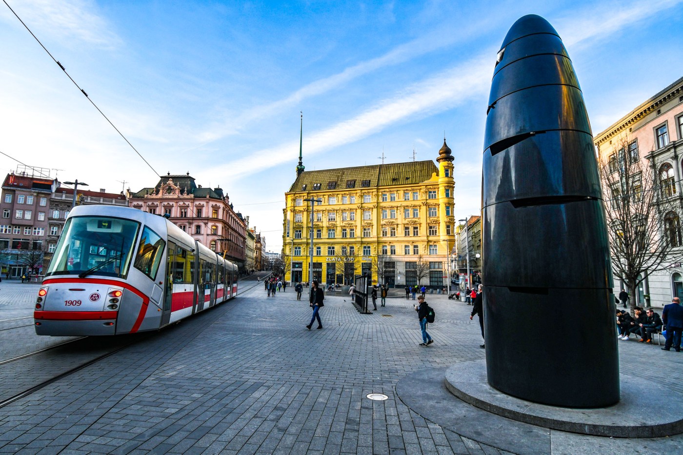 Reloj astronómico de Brno en la plaza Svobody, Chequia.